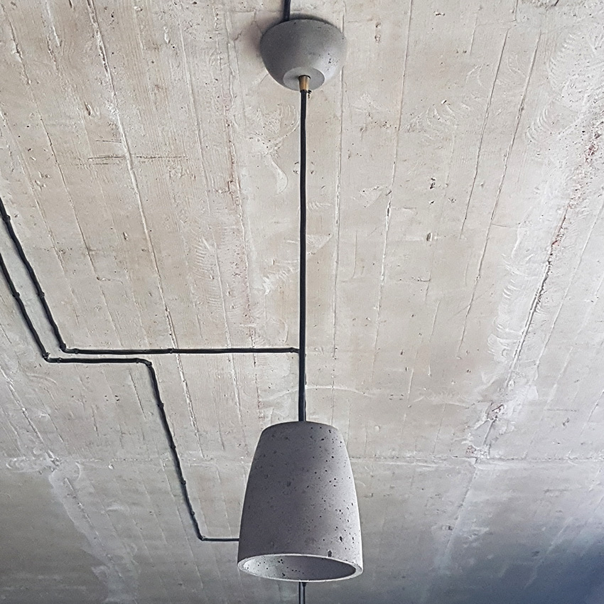 светильник из бетона